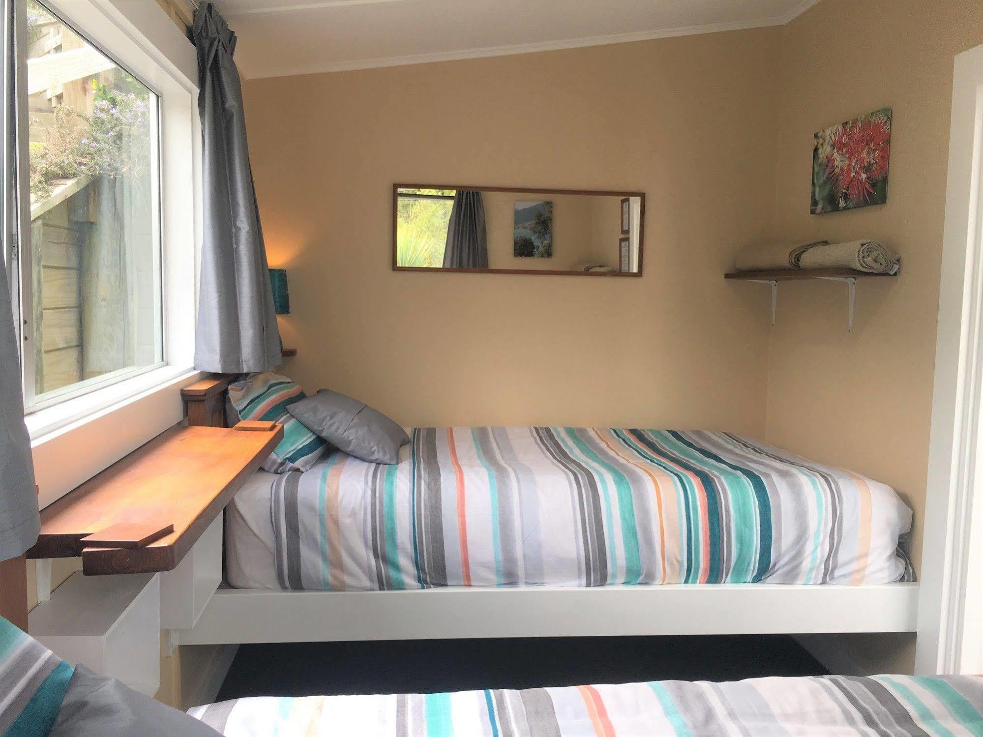 Anakiwa 401 Hotel Bagian luar foto